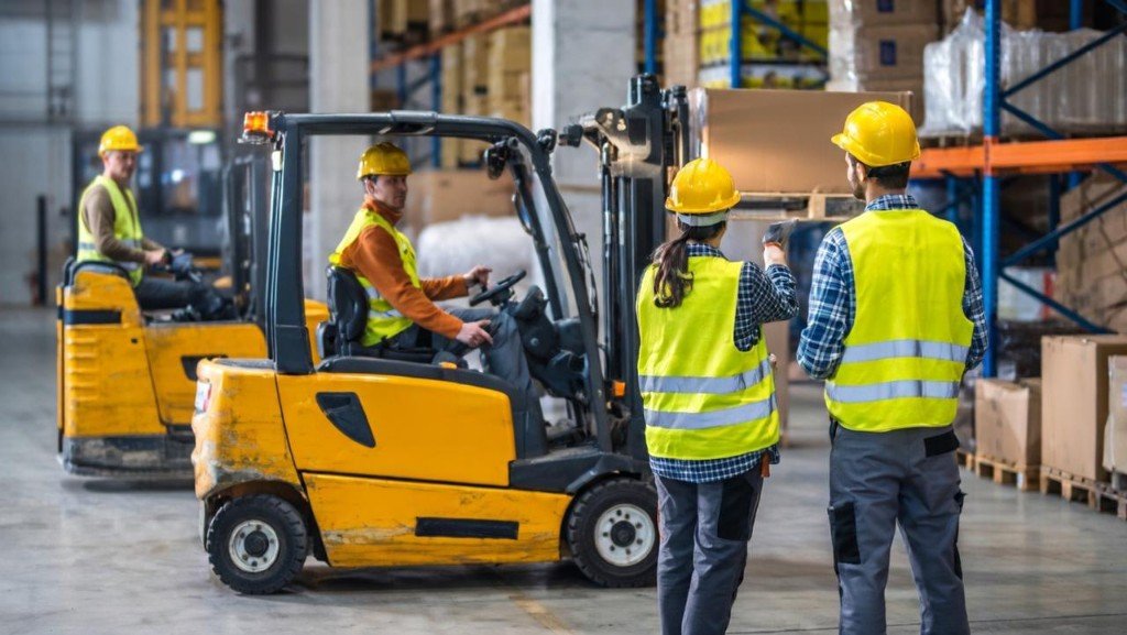 Warehousing & Logistics